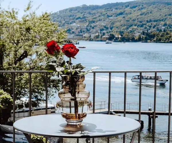 Penthouse On Isola Dei Pescatori Διαμέρισμα